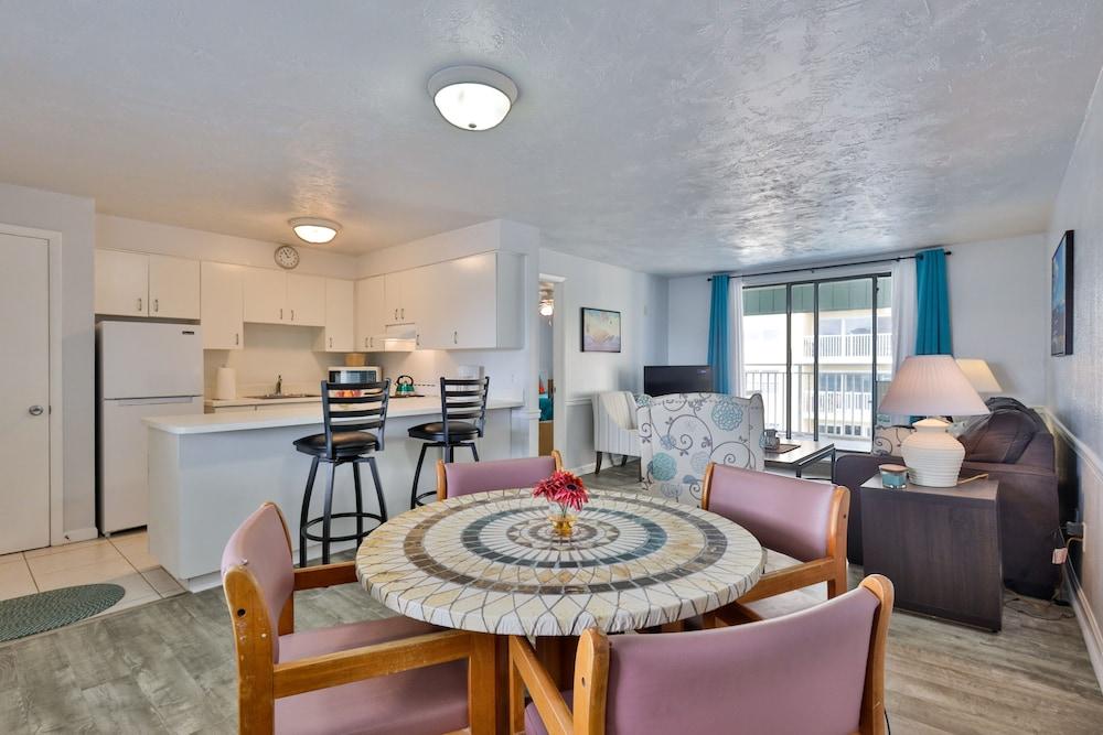Coastal Waters Inn photo 98