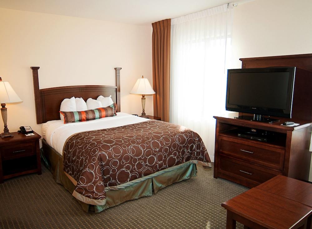 Staybridge Suites Wichita by IHG photo 7