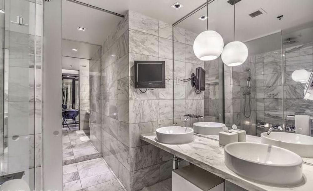 Palms Place Vacation Suites Collection photo 52