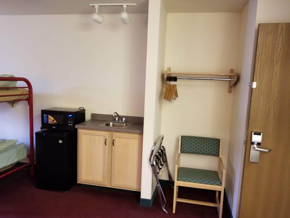 Bilmar Inn & Suites by Hotel O Hwy 77 photo 41