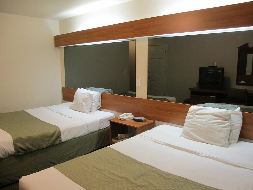 Microtel Inn & Suites by Wyndham Eagle River/Anchorage Area photo 14