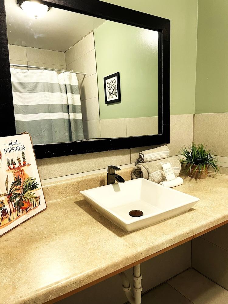 James Motel photo 8