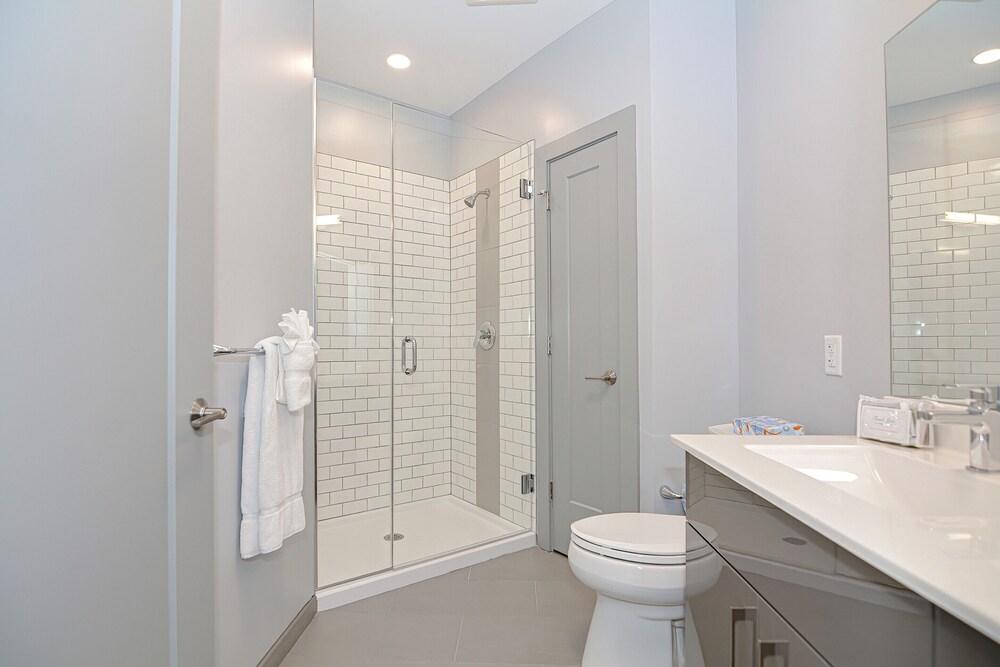 Global Luxury Suites Downtown Providence photo 81