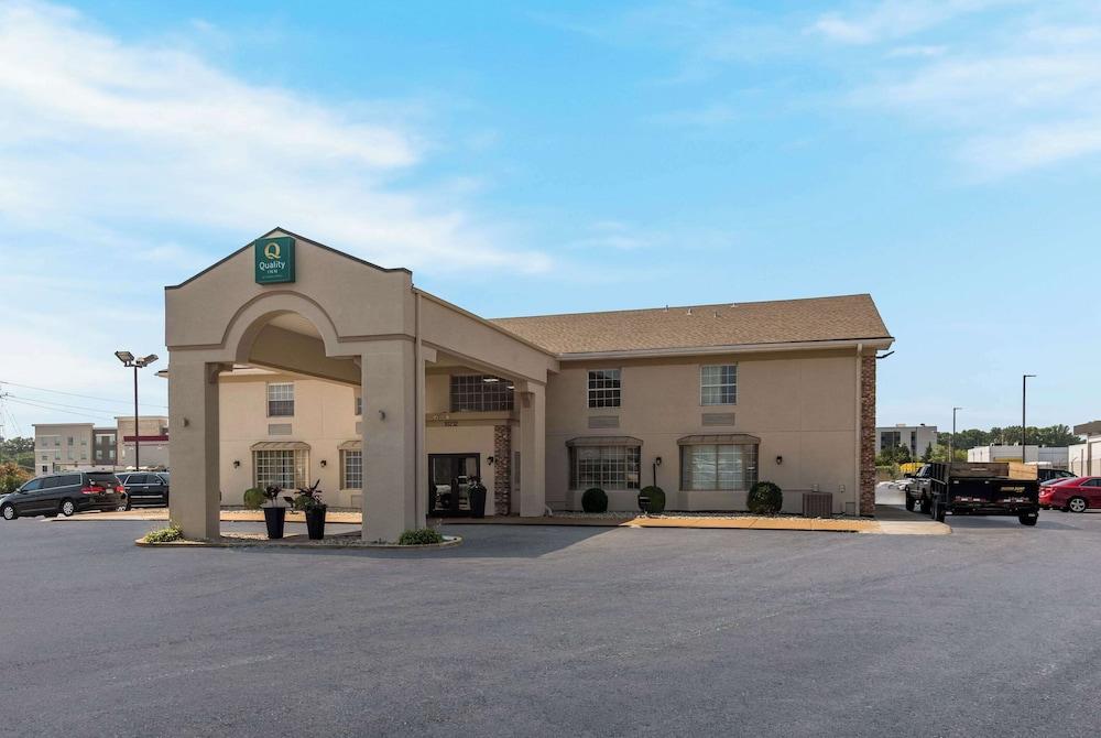 Quality Inn Saint Louis Airport photo 36