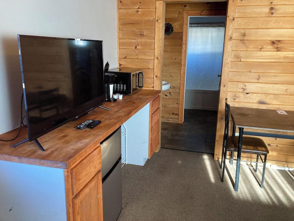 Rustic Inn photo 25