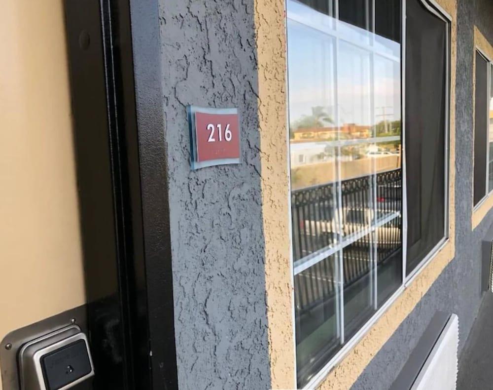 American Inn & Suites LAX photo 26