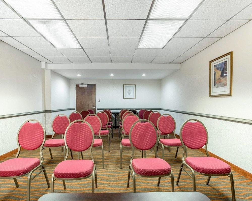 Comfort Inn Conyers photo 30