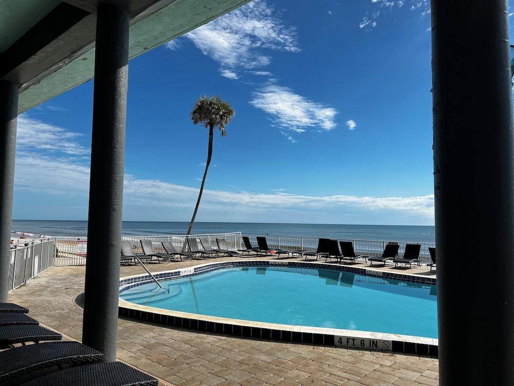 Makai Beach Lodge photo 7