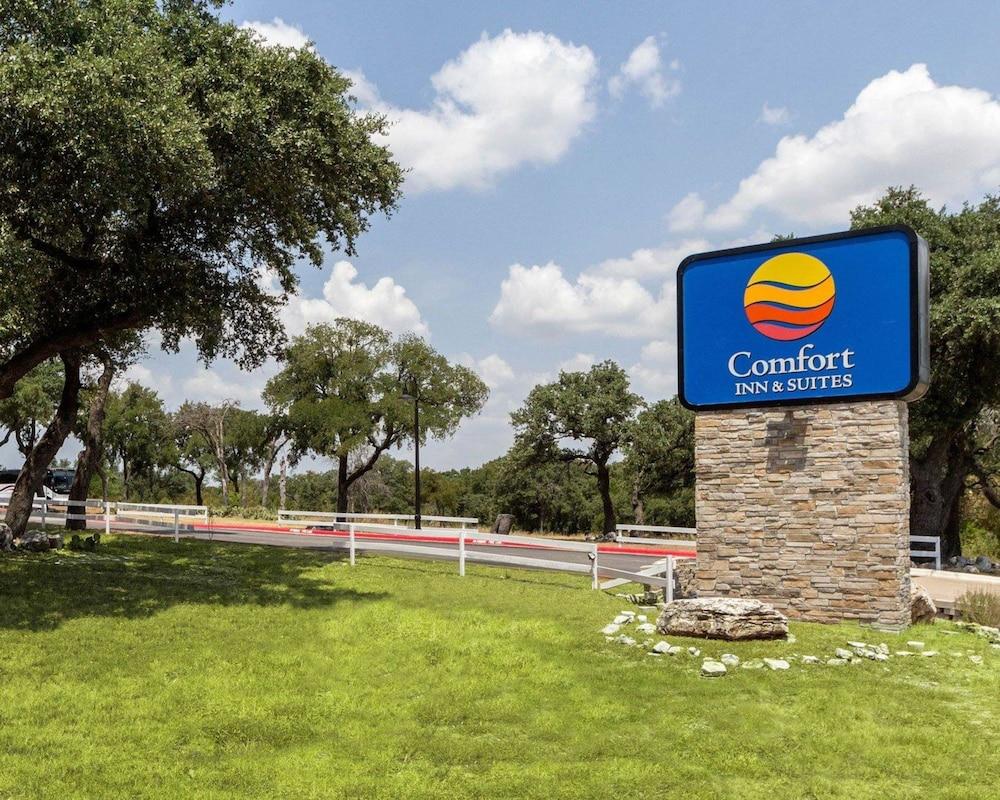 Comfort Inn & Suites Burnet photo 15