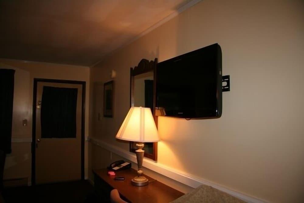 Cherry Lane Motor Inn photo 5