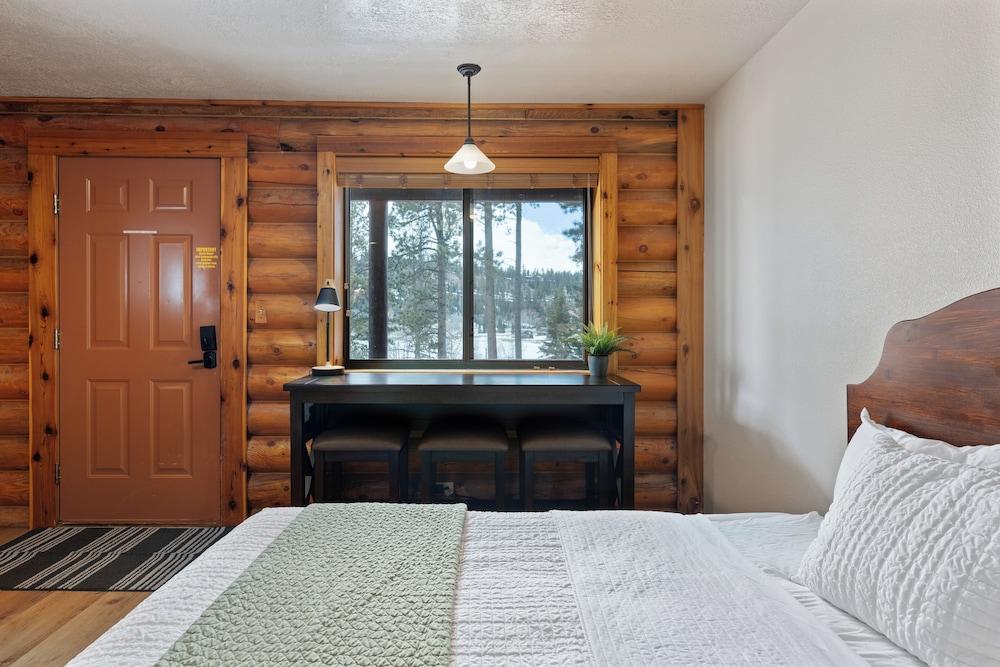Duck Creek Village Inn photo 4