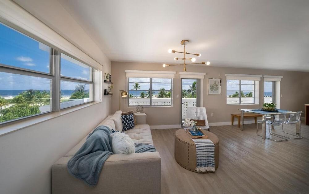 Strand Ocean Drive Suites photo 44
