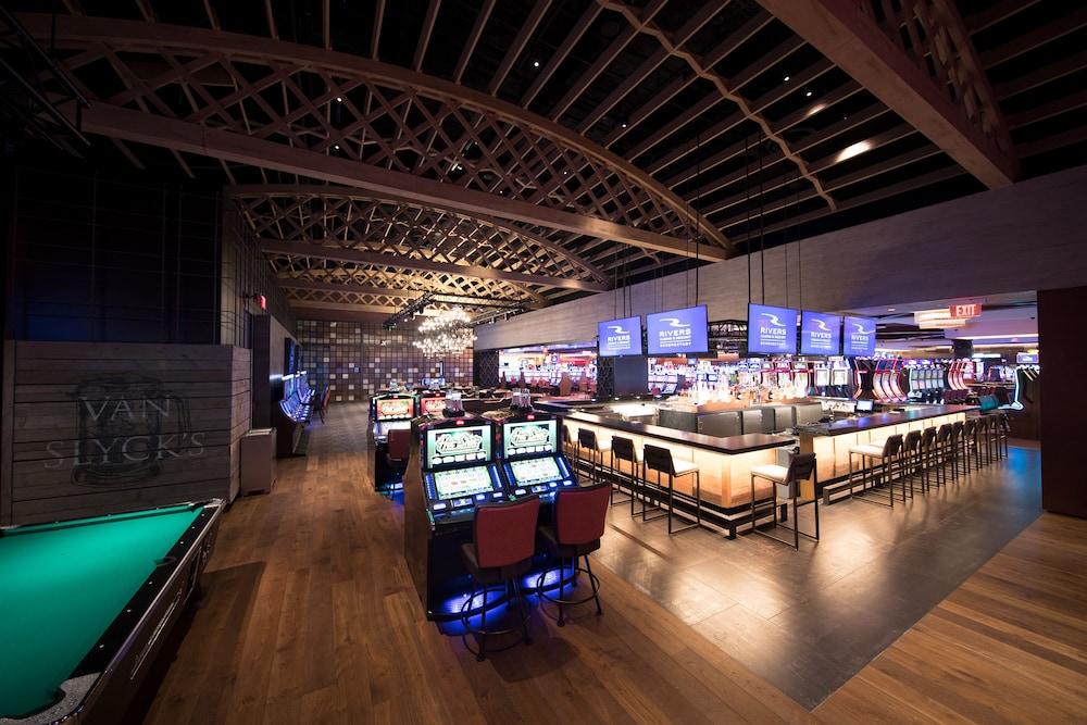 The Landing Hotel at Rivers Casino & Resort photo 31