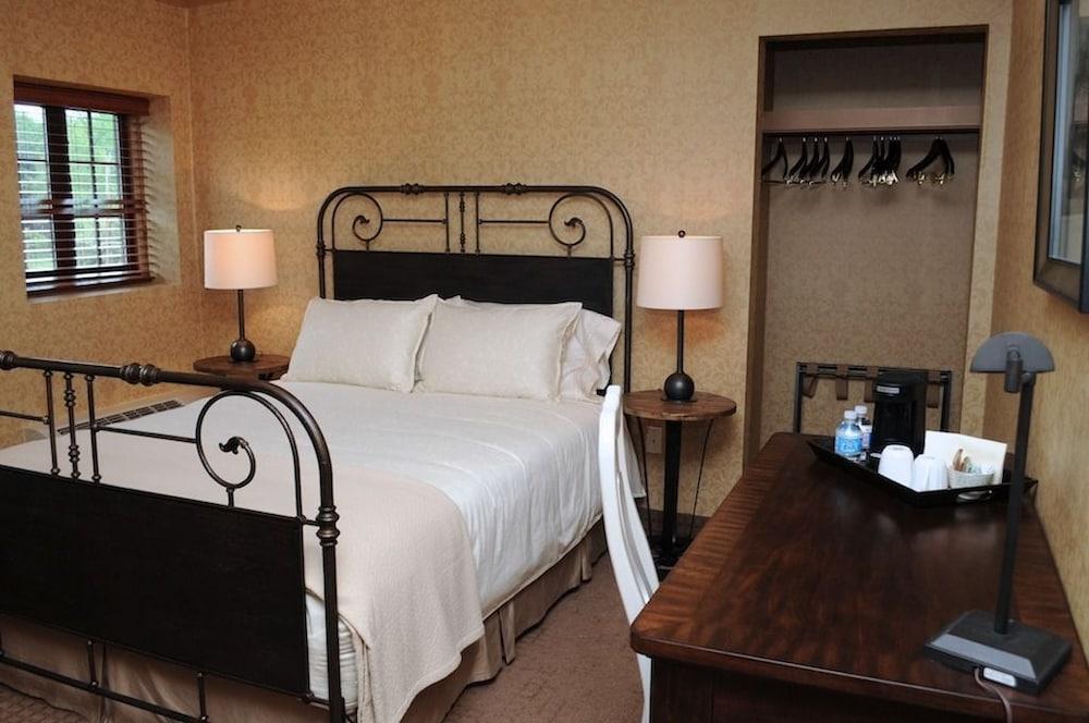 The Beaumont Inn photo 7
