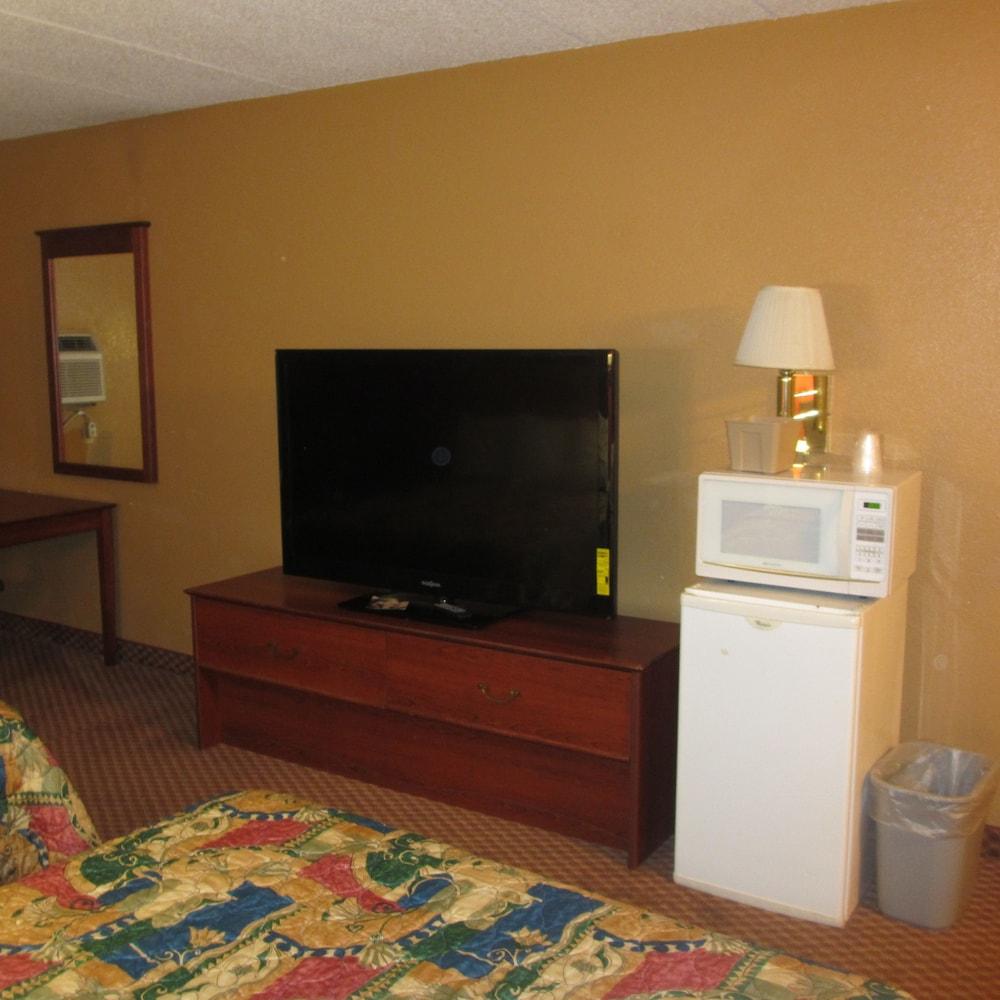 Riverside Suites photo 45