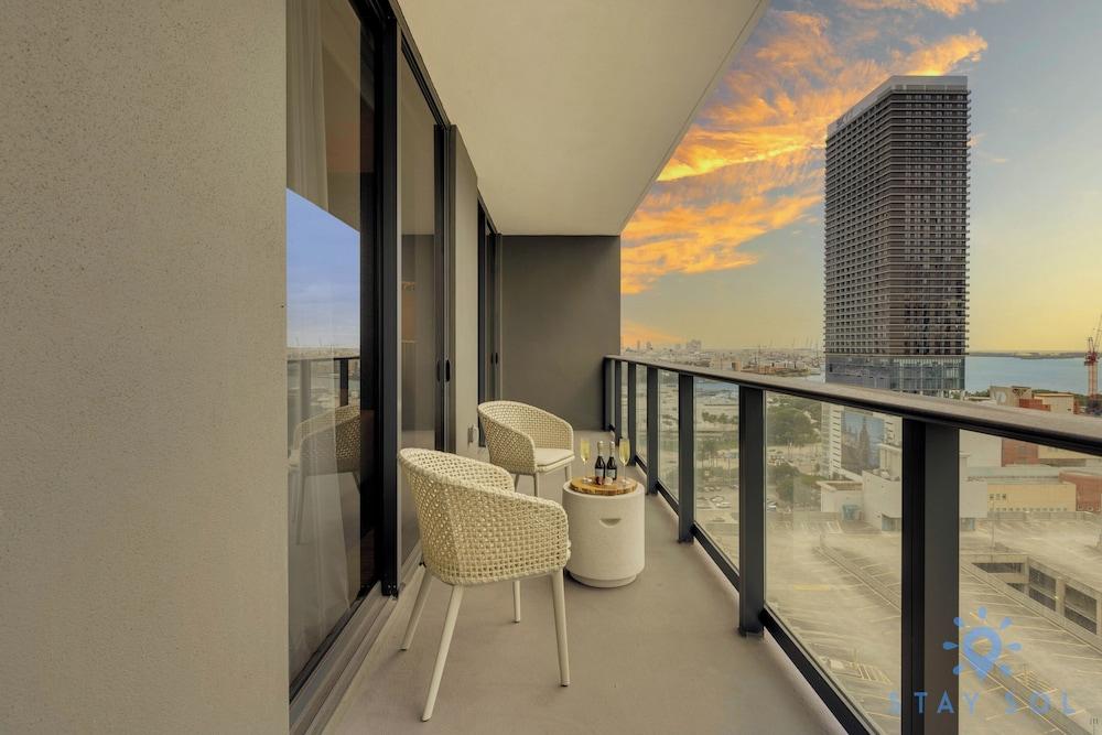 Stay Sol Downtown photo 92
