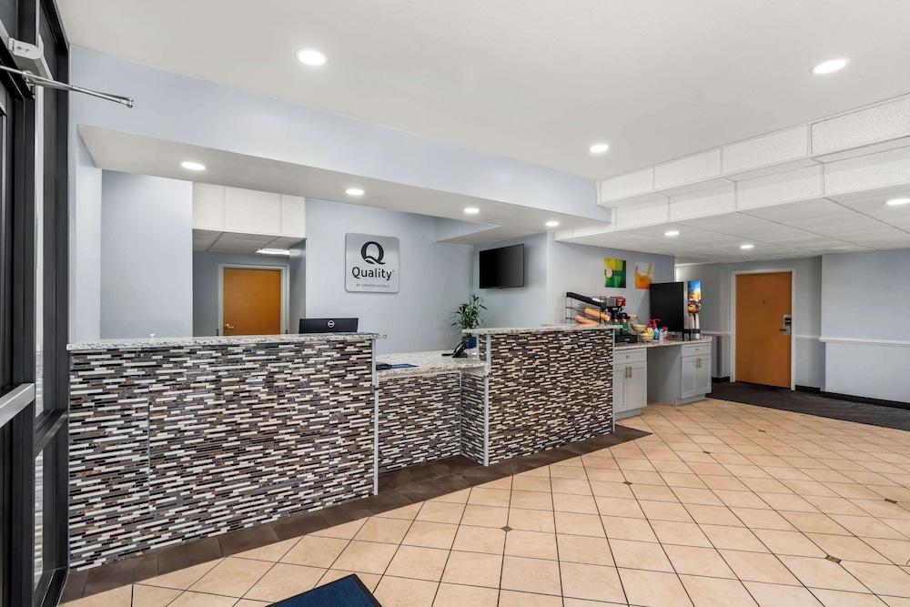 Quality Inn & Suites Biloxi - Ocean Springs photo 3