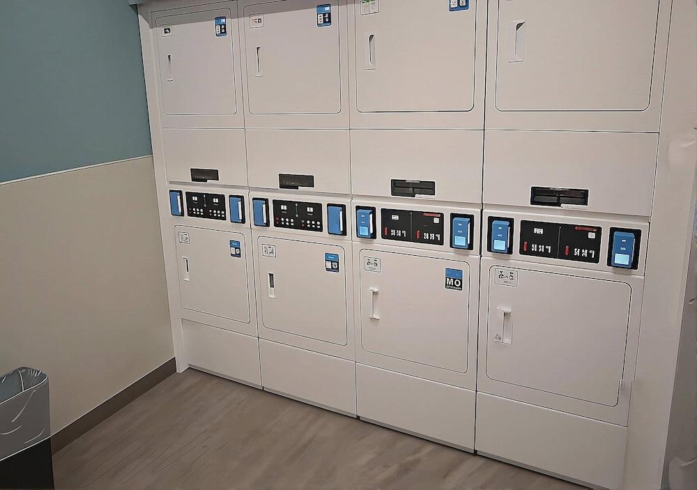 Woodspring Suites Elkhart photo 33