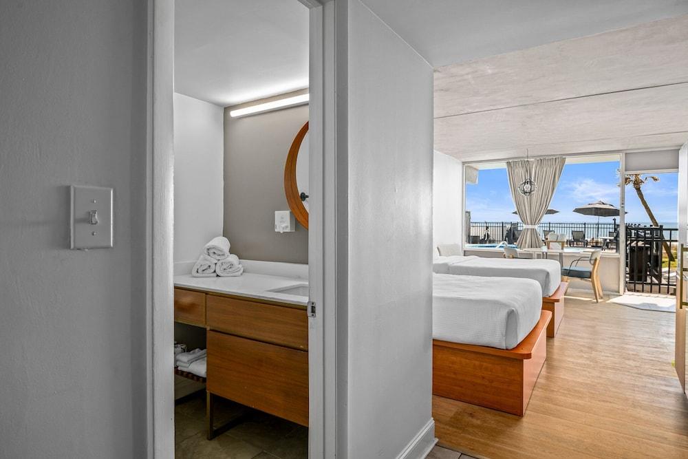 The Beverley Beach House photo 62