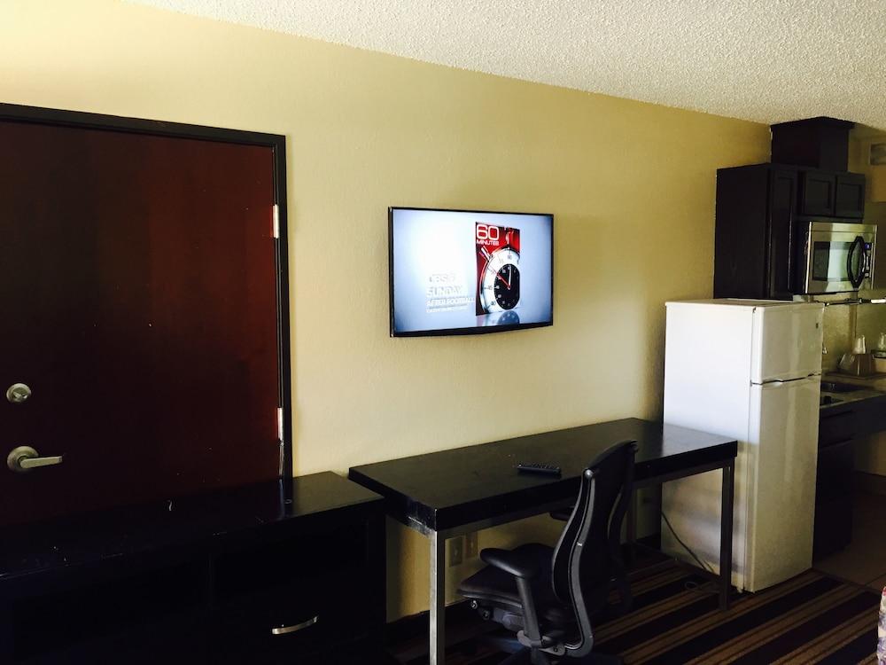 Executive Inn photo 7