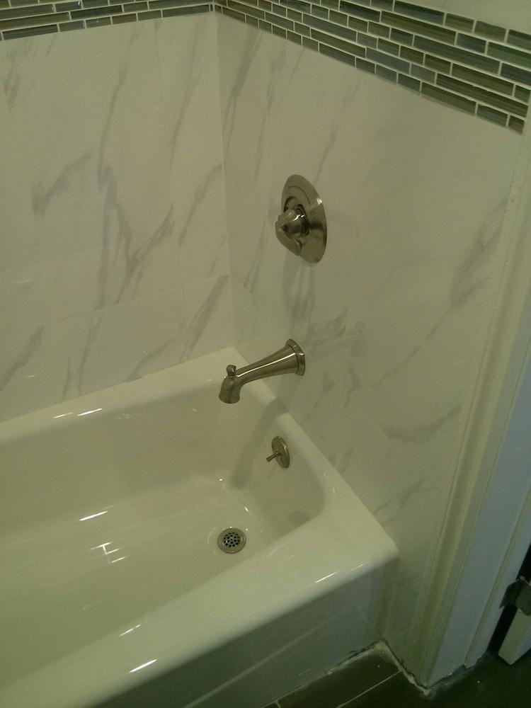 Pasadena Lodge photo 14