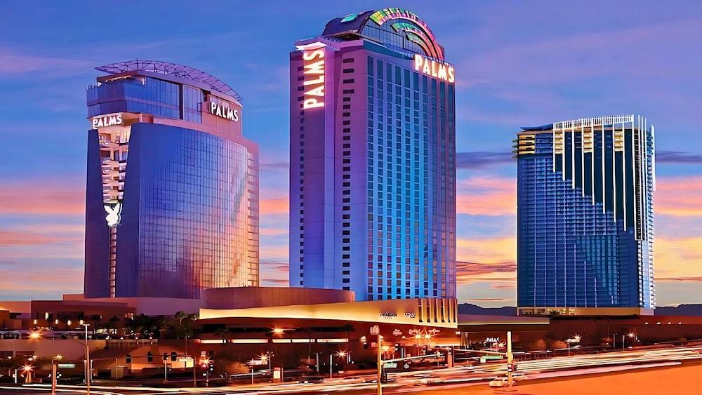 StripSuite Palms Place Hotel/Resort & Casino photo 1