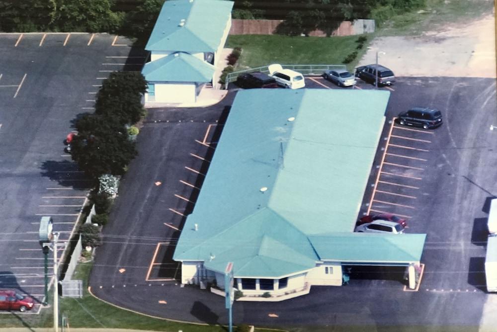 Economy Inn Motel photo 26