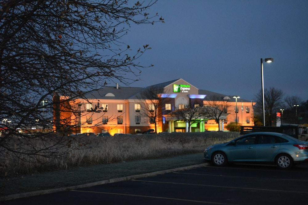 Holiday Inn Express & Suites Lancaster by IHG photo 59