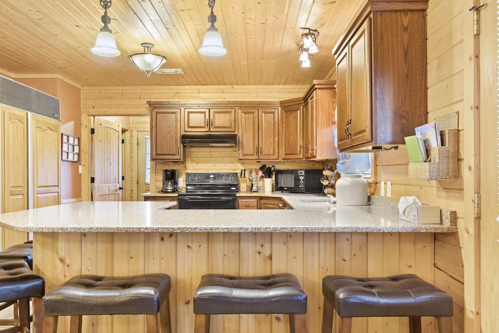 Thunderbird Resort & Event Center photo 65