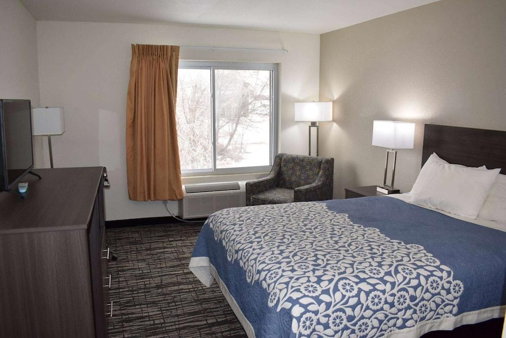 Super 8 by Wyndham Grand Island South photo 7