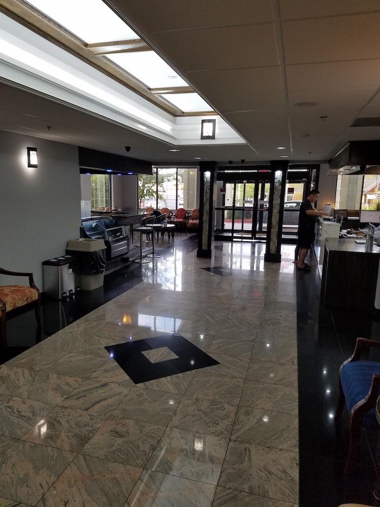 Spark by Hilton Duluth photo 5