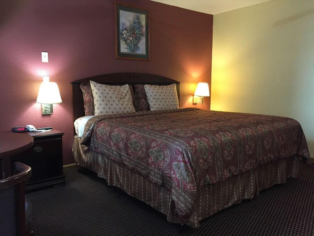 First Western Inn photo 25