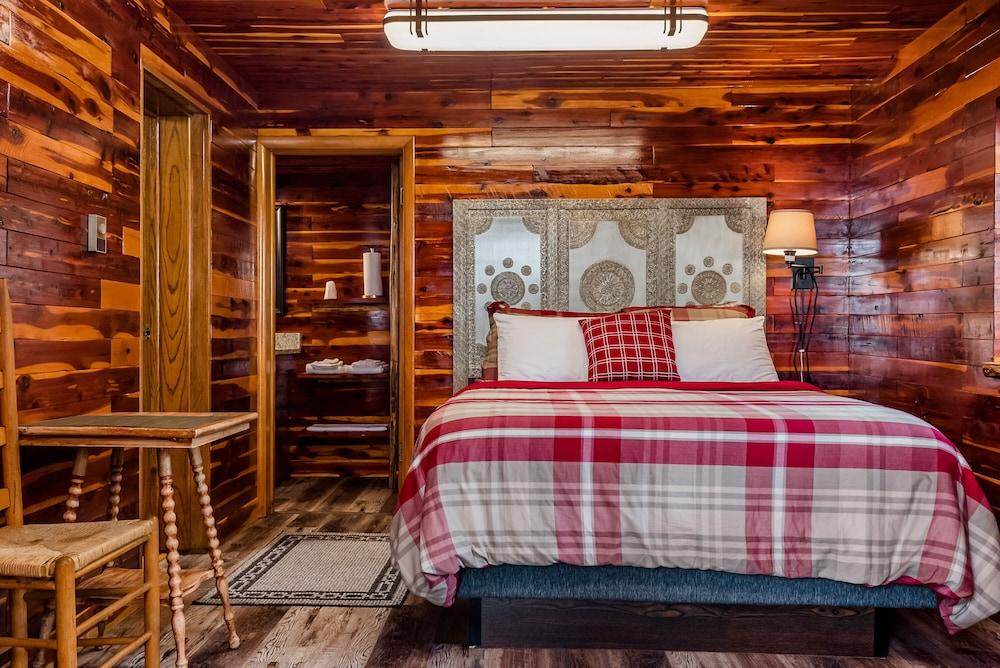 Log Cabin Inn photo 19