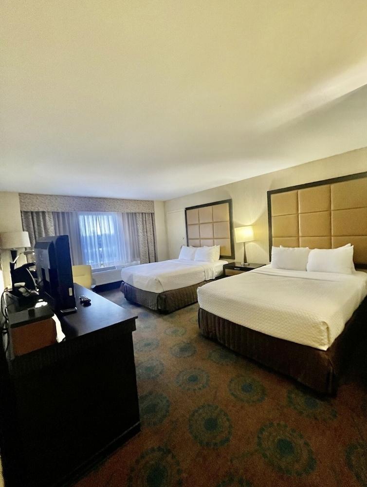 Brandywine Plaza Hotel photo 15