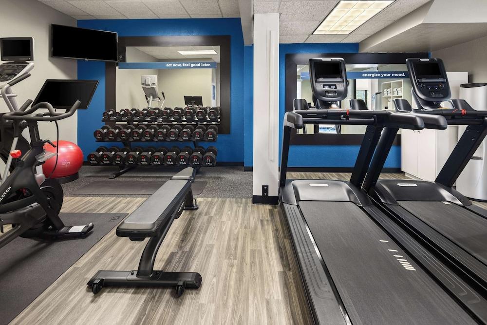 Hampton Inn Minneapolis NW Maple Grove photo 23