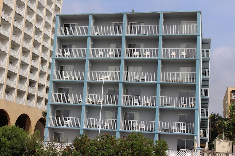 Blu Atlantic Oceanfront Hotel & Suites photo 9