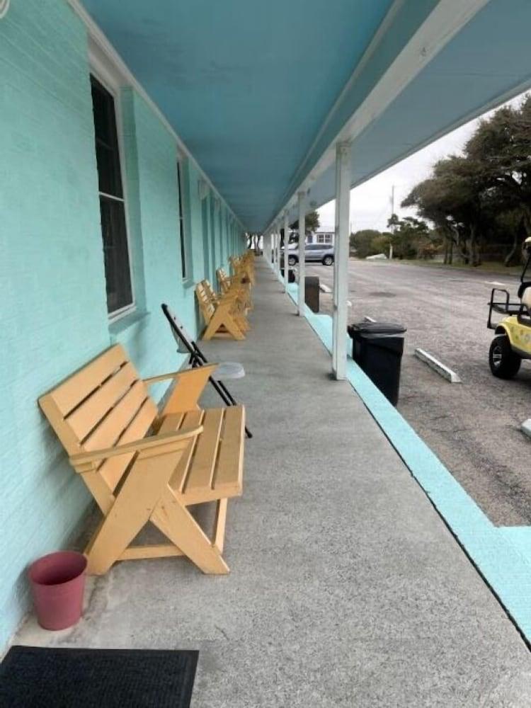 Swell Motel photo 47