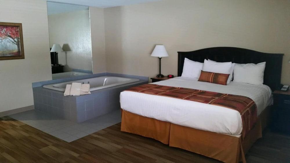 Rivertown Inn photo 2