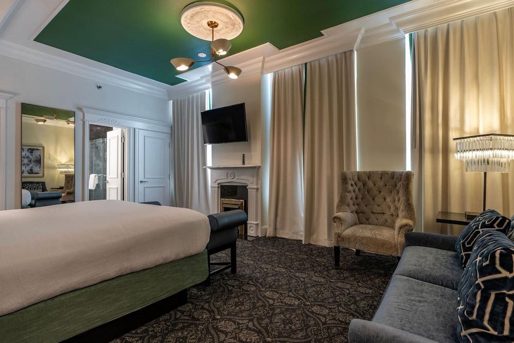 Le Pavillon, New Orleans, a Tribute Portfolio Hotel by Marriott photo 82