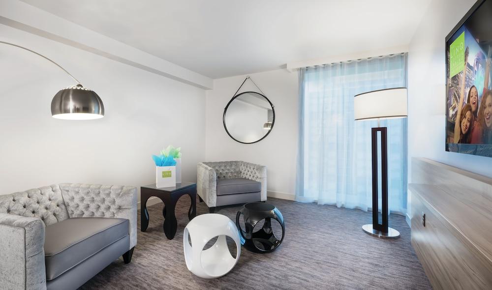 The LINQ Hotel & Casino – A Caesars Rewards Destination photo 46