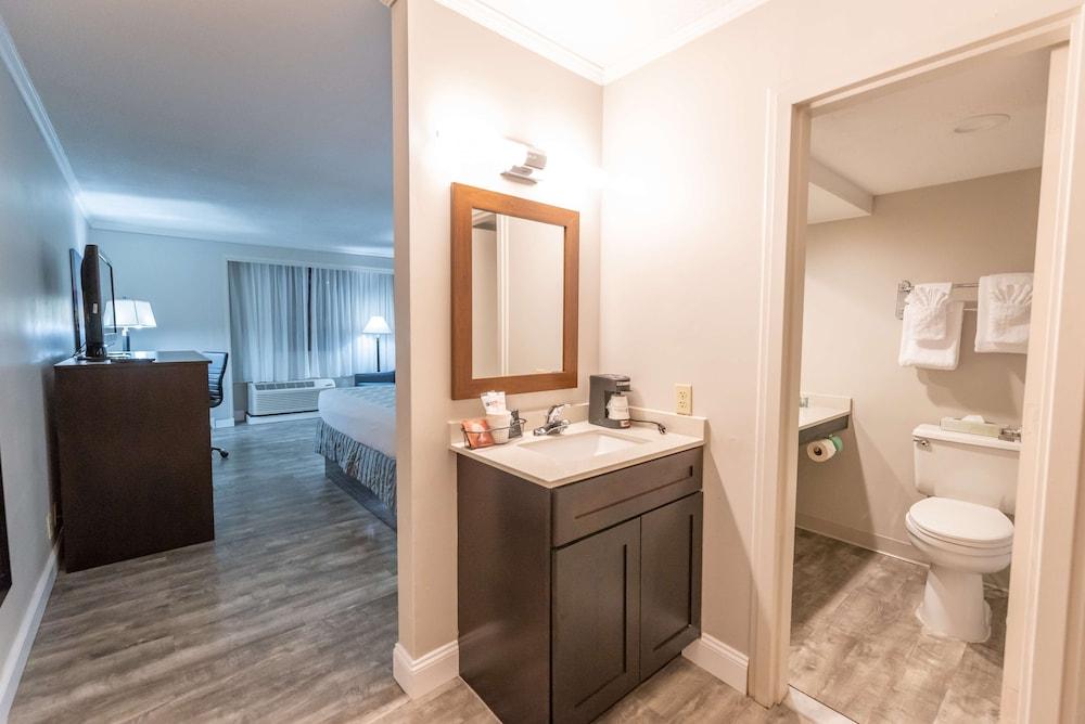 SureStay Plus Hotel by Best Western Lehigh Valley photo 19