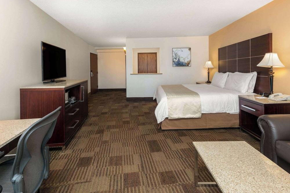 Wyndham Riverfront Little Rock photo 12