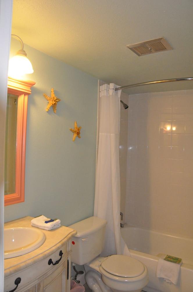 Lido Islander Inn photo 2