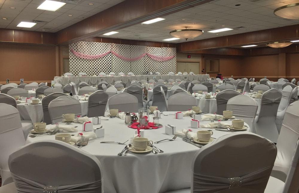 Hotel Mead Resorts & Conventions Center photo 62