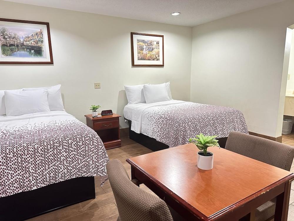 Budget Inn photo 12