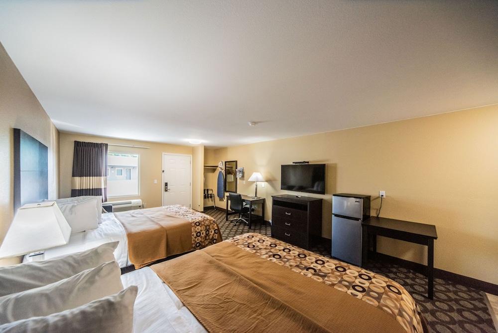 Relax Inn & Suites photo 47