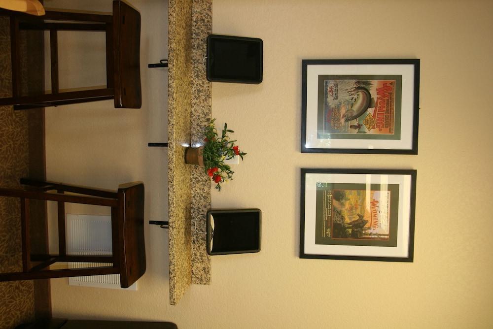 Buffalo Inn photo 9