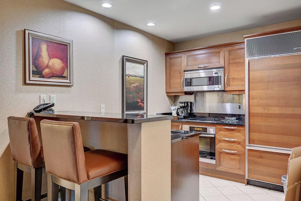 Suite Hub LV at Signature Sphere View photo 64