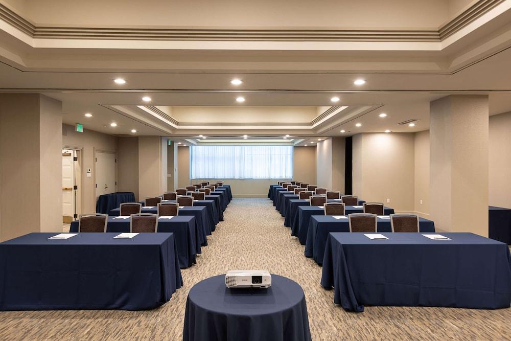 Inn at the Colonnade Baltimore - a DoubleTree by Hilton photo 74
