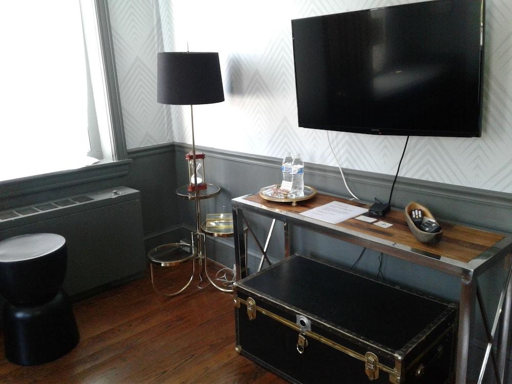 The Brick Hotel photo 18